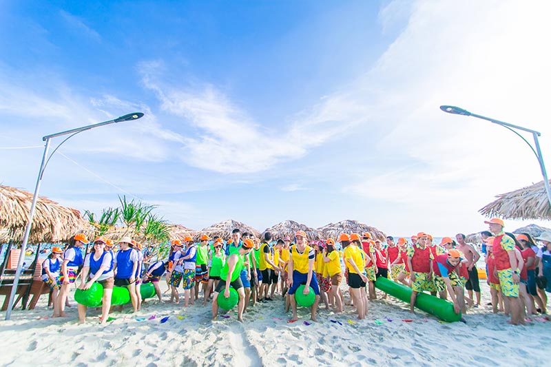 Tổ chức sự kiện team building bãi biển Cửa Lò Bãi Lữ Nghệ An